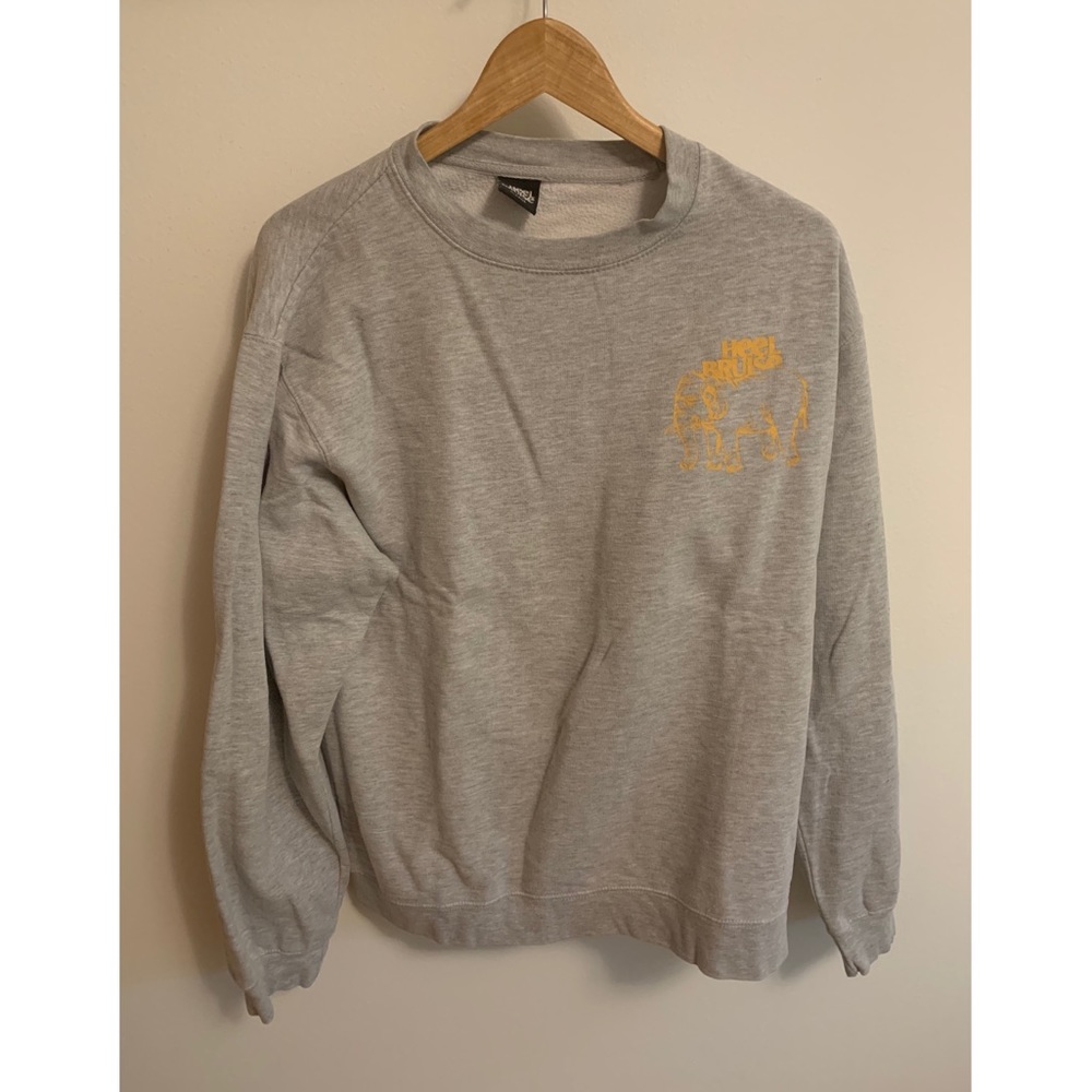 Heel bruise crew neck sweater